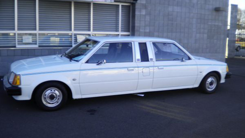 Illustration for article titled This Dual-Control Siamese Ford Must Be The Weirdest Car On Craigslist Right Now